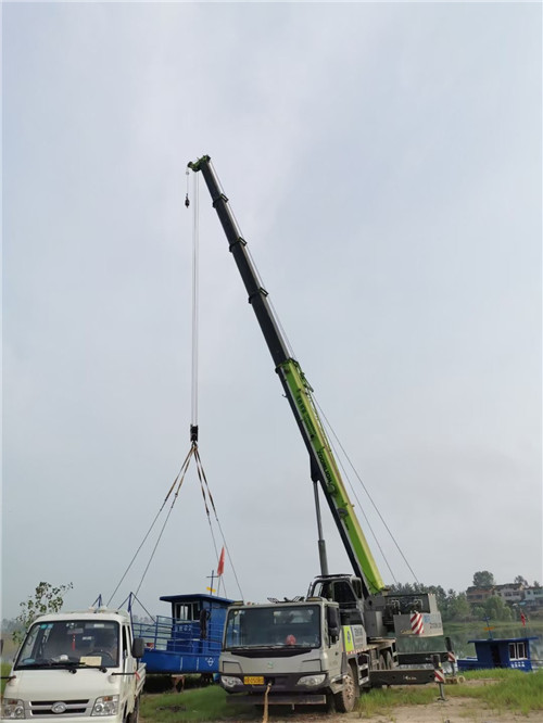 克拉玛依市桥梁建设吊装案例